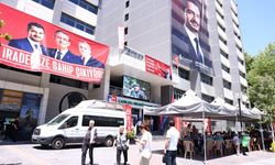 Çankaya Belediyesi önünde dayanışma nöbeti