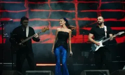 Elif Buse Doğan, konserinde boş meydana bakıp sordu: Malatyalılar nerede? Yanıt ilginçti!