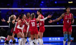 CANLI | Filenin Sultanları şampiyonluk için sahnede: Türkiye 0-1 Brezilya