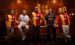 Galatasaray'ın yeni sezon formaları tanıtıldı: 5 yıldız ilk kez yan yana!