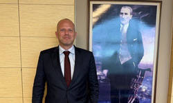 Belçika Savunma Bakanı'ndan Atatürk fotoğrafı önünde yeni paylaşım