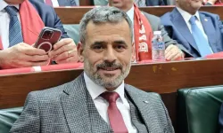 AK Partili belediye başkanına bıçaklı saldırı; oğlu arbedede yaralandı