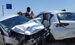 Kayseri’de otomobiller çarpıştı, 2 ölü, 9 yaralı