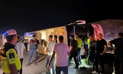 Kırıkkale'de yolcu otobüsü devrildi: 10 yaralı