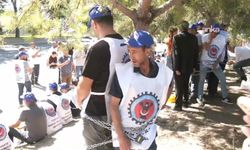 Yıldızlar Holding'in önüne kendini zincirleyen madencilere polis müdahalesi!