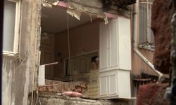 Şişli’de binanın duvarı çöktü; mahalleli deprem oldu zannetti
