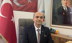 Uygar Oturakdaş kimdir?