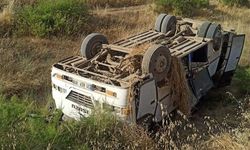 Tarım işçilerini taşıyan minibüs devrildi: 6’sı çocuk, çok sayıda yaralı var!