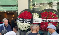 Ahmet Telli'nin cenaze töreninde çiçek krizi: Kılıçdaroğlu'nun çelengi kabul edilmedi