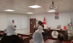 Müstehcen görüntülerini ortaya çıkan Kızıltepe Belediye Başkanı İpek'e yumurtalı protesto