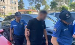 Düğünde feci kaza: Aracın camından sarkan genç, başını dolmuşa çarptı!