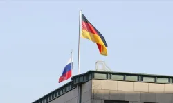 Berlin'de Rus silahları ele geçirildi