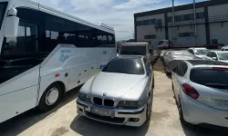 Noterden ve muayeneden sorunsuz geçen otomobil 'change' çıktı!