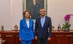 Eskişehir Büyükşehir Belediye Başkanı Ayşe Ünlüce CHP’den istifa etti!