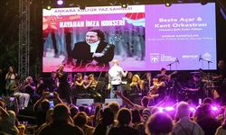 Başkentliler 'Kayahan İmza Konseri'nde buluştu