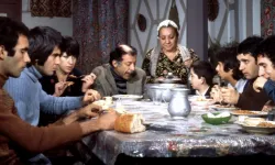 Yeşilçam’ın unutulmaz filmi 'Bizim Aile' dizi oluyor