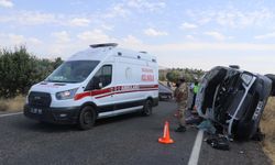 Diyarbakır’da minibüs devrildi: 3 ölü, 11 yaralı