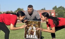 'Dangal' filmden etkilenip güreşe başlayan kız kardeşler, 5 şampiyonluk kazandı!