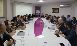DEM Parti MYK, ‘çerçeve yasa’ gündemiyle toplandı