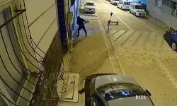 Saplantılı eski sevgili dehşet saçtı: Binayı ateşe verip, camları kırdı!