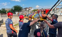 İnşaatta yüksek gerilim hattına kapılan işçi ağır yaralandı