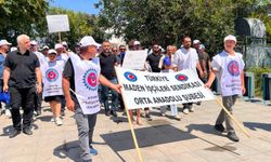 Doruk Madencilik işçileri Ulus'tan Ankara Garı'na yürüdü