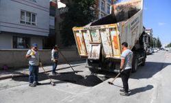 Mamak’ta asfalt çalışmaları ilçe genelinde sürüyor