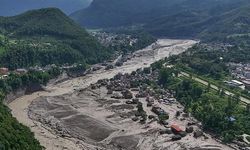Nepal'de meydana gelen selde 157 kişi öldü