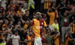 Osimhen ayrılık iddialarına yanıt verdi: 'O zaman düşünürüz!'