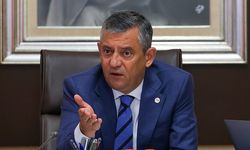 Özel, Le Monde'a yazdı: Müttefiklerimizden Türkiye'nin siyasetini belirlemelerini istemiyoruz