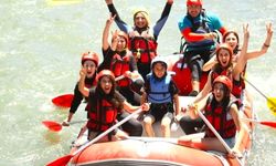 Rafting sırasında bottan düşerek ölen çocuğun annesi, firmadan şikayetçi oldu