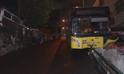 Sarıyer'de İETT otobüsü bariyere çarptı