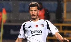 Salih Uçan, Beşiktaş'a veda etti!