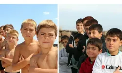 Van Gölü'nün sodalı suyunda çocukların saçları yine sarıya döndü