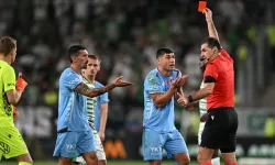 Trabzonspor 9 kişi kaldı, UEFA Konferans Ligi'ne geriledi