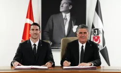 Dusan Vlahovic'in yıllık ücreti ve forma numarası açıklandı