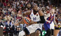 Anadolu Efes deplasmanda Barcelona'ya yenildi