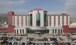 Afyonkarahisar Devlet Hastanesi'ne operasyon: Doktorlar dahil 15 gözaltı