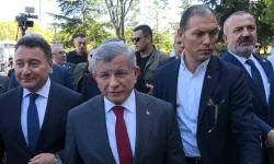 Ahmet Davutoğlu ifade vermek için Ankara Adliyesi'ne geldi