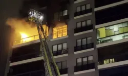 Bursa'da bina yangını: Mahsur kalan 19 kişi kurtarıldı