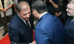CHP’den istifa eden Cemil Tugay, AK Partili isimle birlikte sergi açılışında