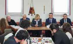 Etimesgut Belediye Başkan Vekili Seda Dilber, kültür-sanat ekipleriyle kahvaltıda buluştu