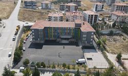 Pursaklar’daki okulların fiziki şartları yenilendi