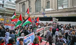 Netanyahu, New York’ta binlerce kişi tarafından protesto edildi