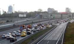 Bisiklet yarışı nedeniyle FSM Köprüsü'nde Ankara yönü trafiğe kapatıldı