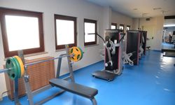 Kahramankazan Belediyesi yüzme havuzu ve spor kompleksi vatandaşları bekliyor