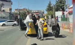 Taksi şoförü ve motokurye birbirine girdi