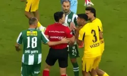 Taç atışından gelen topa ofsayt düdüğü çalan hakem hakkında flaş karar!