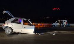 Üç araç çarpıştı, otomobil ikiye bölündü! 1’i ağır 4 kişi yaralandı