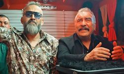 Ümit Besen, konserine nostaljik minibüsle gitti